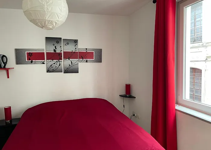 2 Studios Gare et Rues Piétonnes